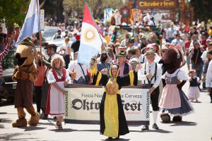 Desfile-2016-Oktoberfest-VGB